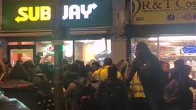 هجوم على مطعم «Subway» بعد انتشار شائعات عن تقديم وجبات مجانية