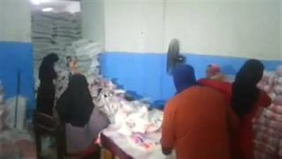 بالفيديو.. الرقابة الإدارية تتابع توزيع السلع بمجمعات الغربية