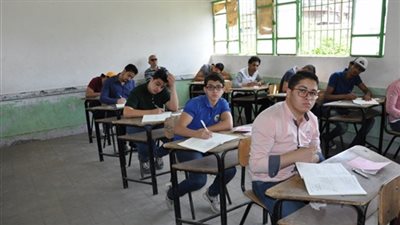 بدء امتحاني الفيزياء والتاريخ لشهادة الثانوية العامة