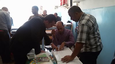 بالفيديو.. الرقابة الإدارية ترصد نقص الزيت والأرز في نجع حمادي