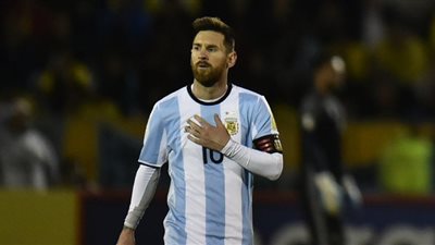 «فيفا» يوجه اتهامات لرئيس الاتحاد الفلسطيني بسبب قميص ميسي