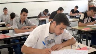 صفحات الغش تتداول أسئلة الفيزياء بعد ساعة من بدء الامتحان