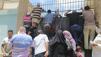 تداول أجوبة امتحان الفيزياء أمام بعض لجان الثانوية بكفر الشيخ