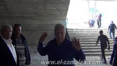 مرتضى منصور لوزير الرياضة: العمل في مسجد الزمالك توقف بسببك (فيديو)