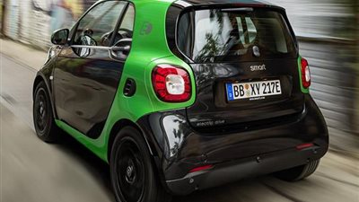 «الصناعات الهندسية»: 60 ألف دولار سعر السيارة الكهربائية