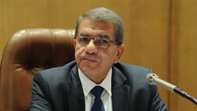 إتاحة 4 مليارات جنيه لوزارات الكهرباء والبترول والتموين والتعليم