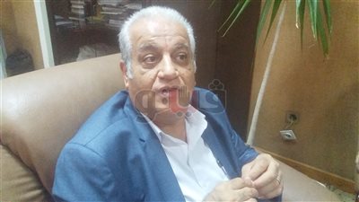 وكيل تعليم الإسماعيلية: مستعد لنقل طلاب حادث الأتوبيس لأقرب مدرسة لهم