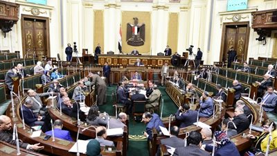 اتحاد الكرة يوفر 300 تذكرة لنواب البرلمان في مونديال روسيا