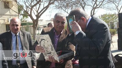 محافظ الجيزة يفتتح معرضا للسلع المخفضة بأكتوبر