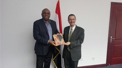 البنك الأفريقي يبحث التعاون مع المنطقة الاقتصادية للقناة