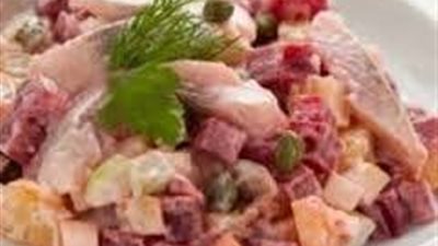 طريقة إعداد سلاطة الرنجة بالبطاطس والبنجر