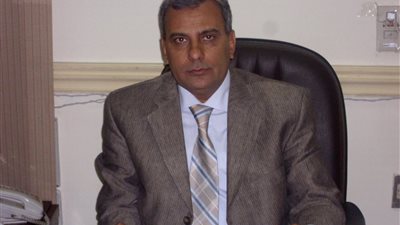 رئيس جامعة القاهرة يحتفل بالعيد في الإسكندرية