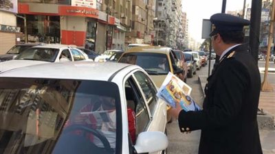 القبض على 33 سائقا يقودون السيارات أعلى الطرق تحت تأثير المخدرات