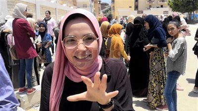 تباين الاراء حول امتحان الفيزياء.. والتاريخ يغضب طالبات مطروح (فيديو)