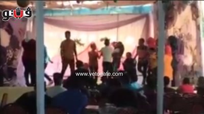 بالفيديو.. وصلة رقص لفتيات وشباب على أغاني المهرجانات بالقناطر