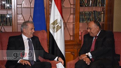 وزير الخارجية يستقبل مفوض الاتحاد الأوروبي لشئون الهجرة