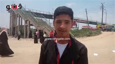 ردود افعال طلاب الثانوية العامة | طلاب بالشرقية: امتحان الفيزياء سهل جدا (فيديو)