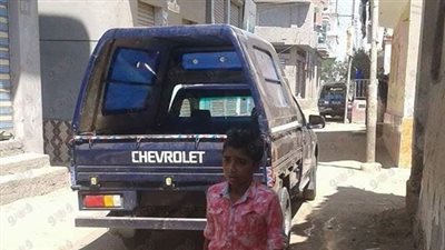 شاب يطعن شقيقه ويتصدى للشرطة بأسطوانات البوتاجاز في الشرقية