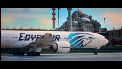 «مصر للطيران» تعرض خدماتها بصورة عالمية بصوت محمد نور