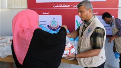 بيت العائلة بالكويت يوزع وجبات إفطار على الصائمين