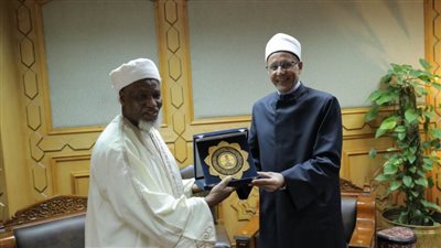 وكيل الأزهر يستقبل كبير أئمة جامع سلطان 