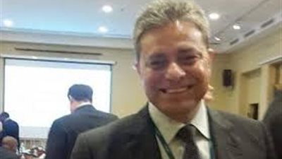 أشرف حافظ مديرا لمبنى الرحلات الموسمية بمطار القاهرة