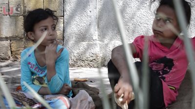 بالفيديو.. «ملك وشاهندة» تتحديان قسوة الحياة ببيع الزهور