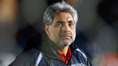 وزير التنمية المحلية الأسبق وشحاتة وناجي يحضرون عزاء والدة لهيطة