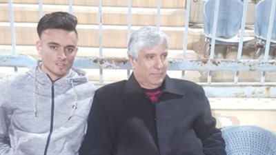 صلاح محسن يزور زملاءه بمعسكر إنبي استعدادا للزمالك