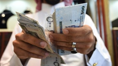 تطبيق الضريبة الانتقائية في السعودية بدءا من الأحد