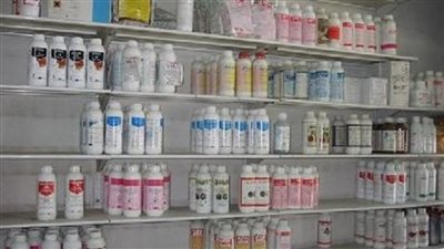 «الزراعة» تحدد أسعار 34 مستحضرا بيطريا بعد الزيادة