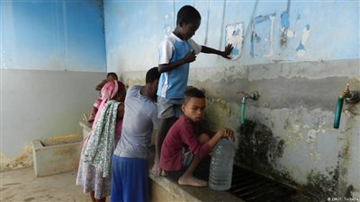 تحول المناخ كارثة تنتظر الكوكب الأزرق.. الخبراء: سخونة الأرض تهدد بجفاف شرق أفريقيا.. 800 ألف طفل معرضون للموت.. الهجرات وتصاعد النزاعات بالقائمة.. والعلماء للشعوب: أنقذوا أنفسكم قبل فوات الأوان