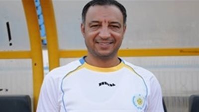 أشرف خضر يحذر لاعبي الإسماعيلي من خطورة ثلاثي المصري