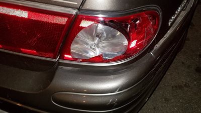 بالصور.. شاهد ماذا فعل شخص صدم سيارة مصري بأمريكا