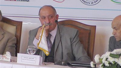 برلماني يطالب بخضوع التجارة الإلكترونية لرقابة الدولة