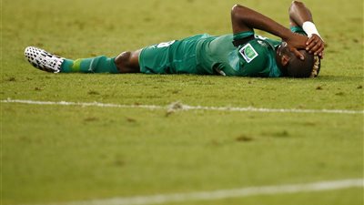 بالصور.. بكاء لاعبي كوت ديفوار بعد الخروج من المونديال