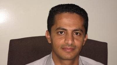 قيادي بـ «أنصار الله»: الحوثي يسير على خطي الإخوان ويقود الدولة اليمنية