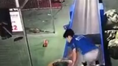 آلة تبتلع عاملا بأحد المصانع في الصين (فيديو)