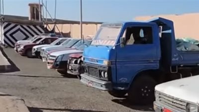 لحظة مداهمة البؤر الإجرامية في السحر والجمال وبحيرة المنزلة (فيديو)