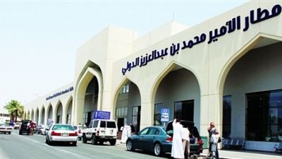 السعودية تنهي استعداداتها لنقل المعتمرين إلى بلادهم