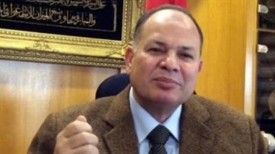 محافظ الفيوم يشدد على الالتزام بالشروط الهندسية والفنية في أعمال الرصف