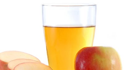 «خل التفاح» لبشرة نظيفة ومتوهجة