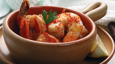 طريقة إعداد طاجن الجمبري بالباريكا وشرائح الليمون