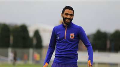 الشحات يكتفي بجلسة في الجيم ويجتمع مع لاسارتي