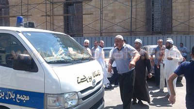 بالفيديو .. وصول جثمان شيخ عموم المقارئ المصرية لجامع الأزهر