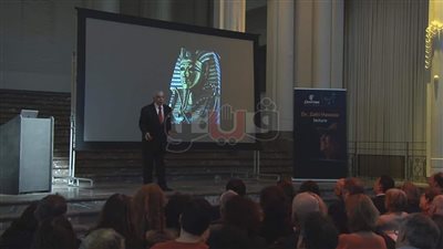 زاهي حواس يحاضر ببلجيكا عن أهم الاكتشافات الأثرية