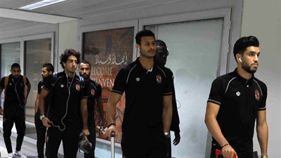 مراقب مباراة النجمة يطمئن على بعثة الأهلي في بيروت