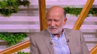 أحمد خليل يروي قصة ارتباطه بزوجته الألمانية (فيديو)