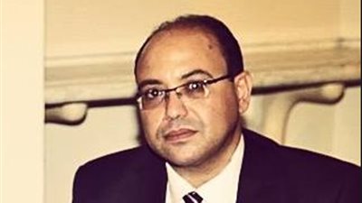 سامح مجاهد يفتتح عرض «الثامنة مساء» بمسرح الغد.. الخميس