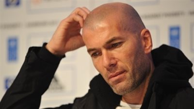 زيدان: أوزيل لم يقاتل للحفاظ على مكانه في ريـال مدريد